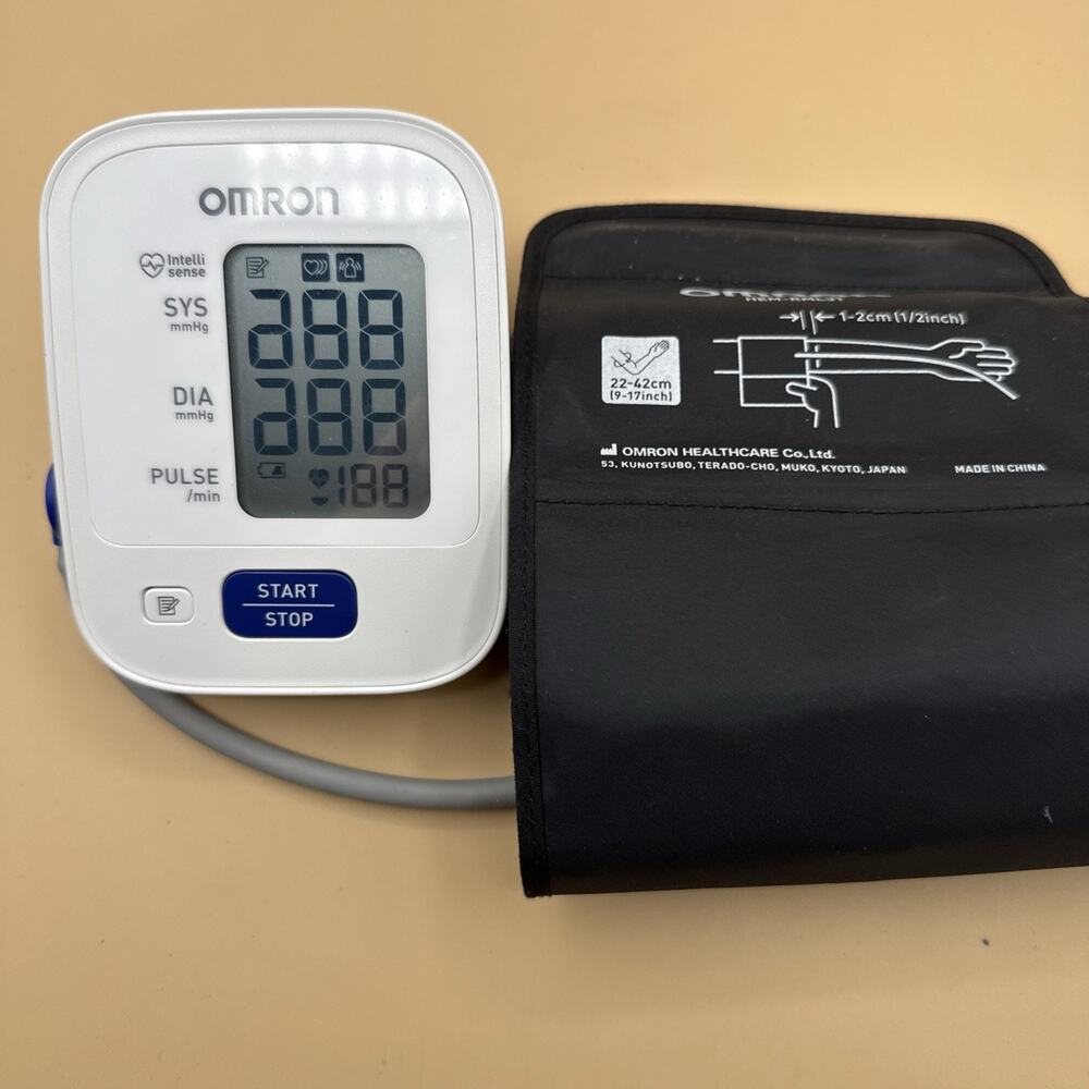 Omron 3 Series Upper Arm Blood Pressure Monitor BP5100 (HEM-7122-Z) with Cuff